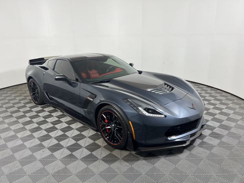 Used 2019 Chevrolet Corvette Z06 RWD image 7