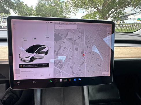 Used 2021 Tesla Model 3 Standard Range Plus RWD image 41