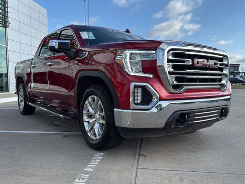 Used 2021 GMC Sierra 1500 SLT AWD/4WD image 4