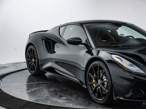 Used 2025 Lotus Emira RWD image 28