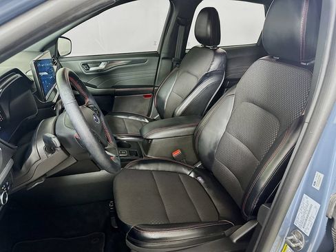 Used 2024 Ford Escape ST-Line w/ Tech Pack #1 FWD image 8