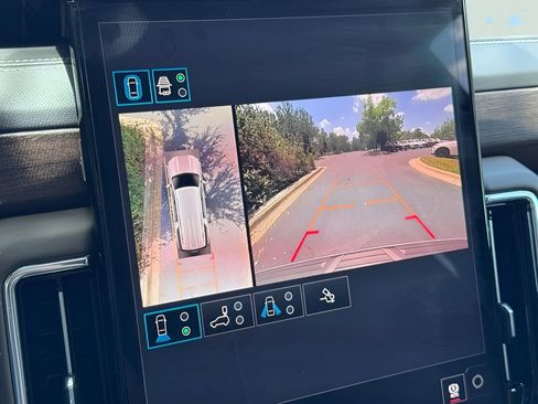 New 2026 GMC Yukon XL Denali Ultimate w/ LPO, Floor Liner Package AWD/4WD image 26