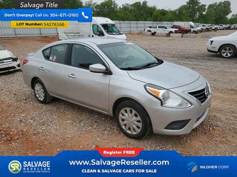 Used 2019 Nissan Versa SV FWD image 5