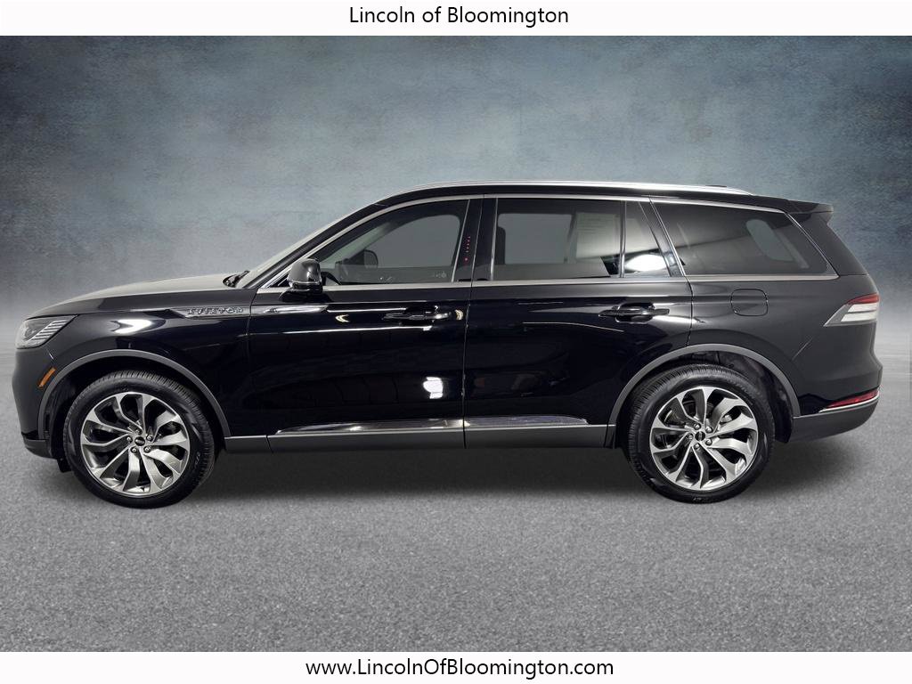 Certified 2025 Lincoln Aviator Reserve AWD/4WD image 6