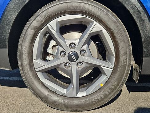 Used 2025 Kia K4 FWD image 29