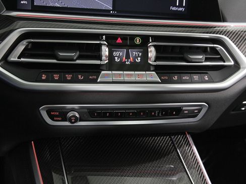 Used 2022 BMW X5 M50i w/ Executive Package image 14