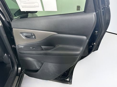 Used 2024 Nissan Murano SV w/ SV Midnight Edition Package image 28