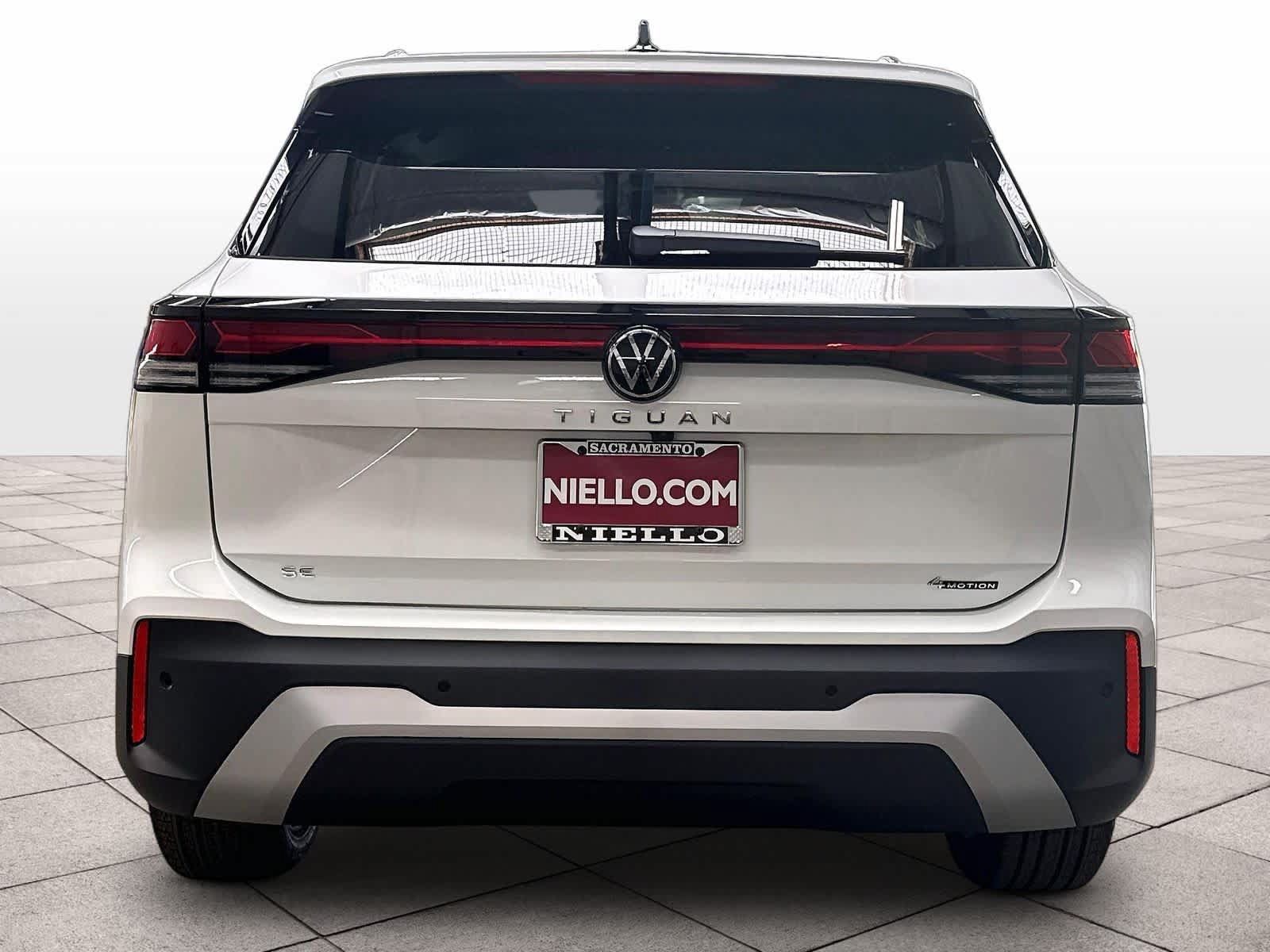 New 2026 Volkswagen Tiguan SE AWD/4WD image 4