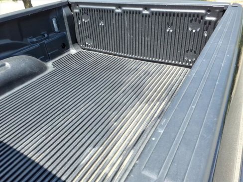 Used 2025 RAM 1500 Laramie AWD/4WD image 11