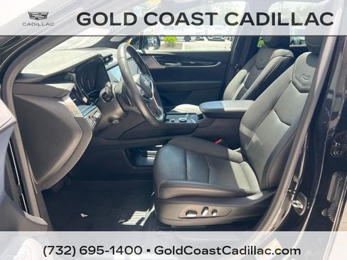 Certified 2024 Cadillac XT5 Premium Luxury w/ Technology Package AWD/4WD image 16