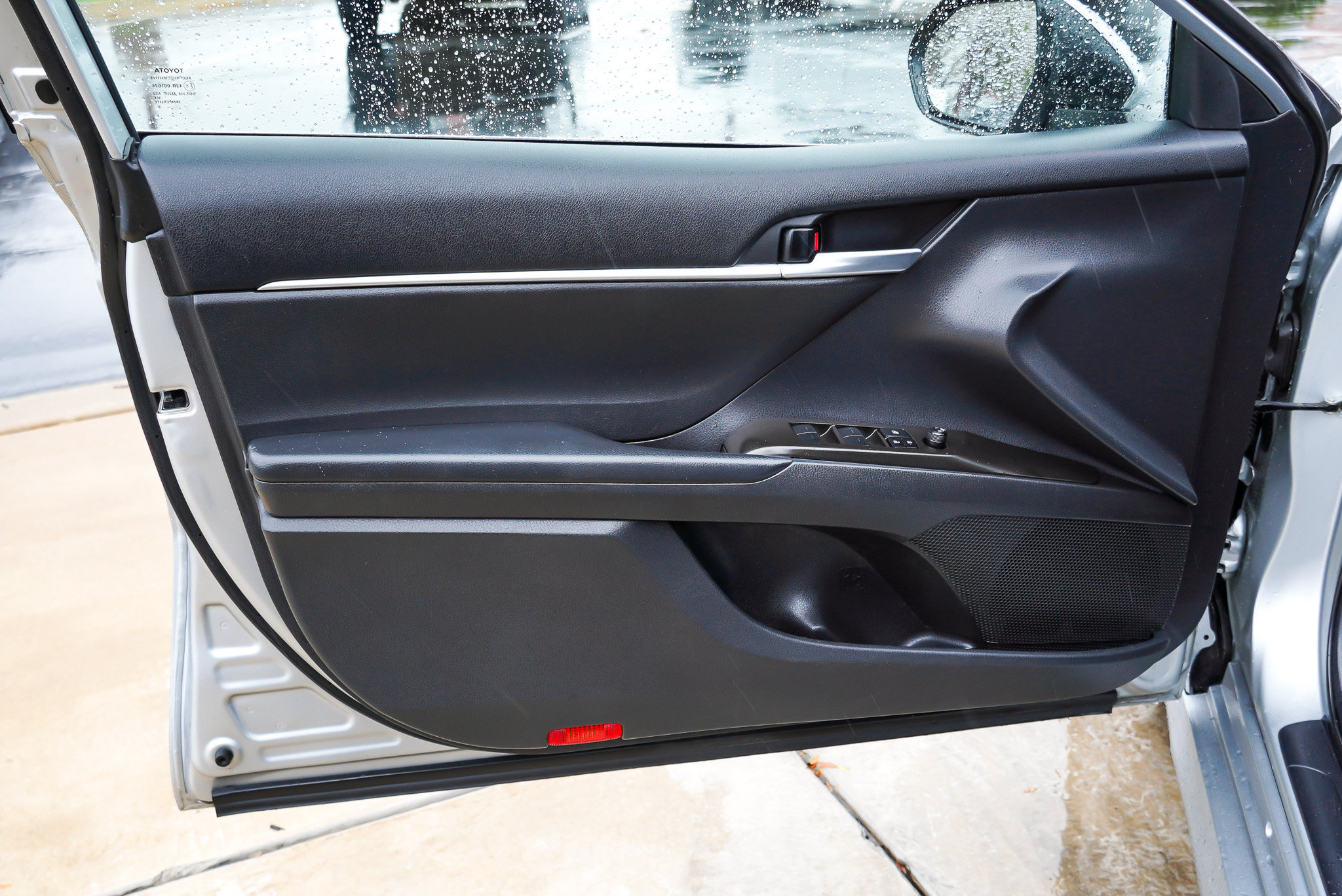 Used 2023 Toyota Camry LE FWD image 20