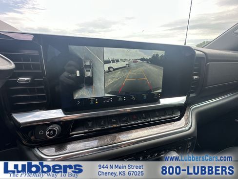 Used 2025 Chevrolet Silverado 2500 LTZ w/ LTZ Plus Package AWD/4WD image 17