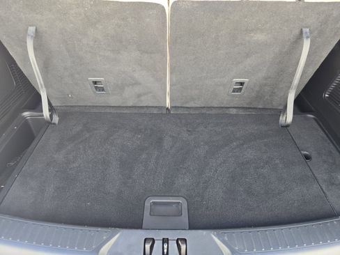 Used 2021 Ford Explorer 2WD image 32