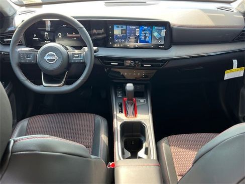 New 2026 Nissan Kicks SR image 10