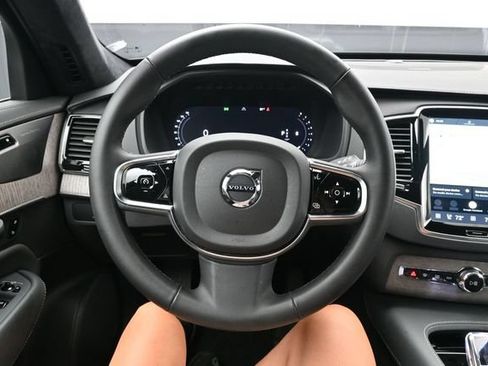 Used 2024 Volvo XC90 B6 Ultimate w/ Lounge Package AWD/4WD image 25