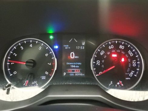 Used 2021 Toyota RAV4 LE FWD image 14