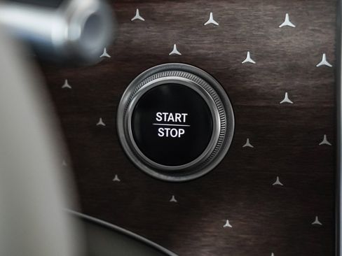 Certified 2023 Mercedes-Benz EQS 450+ SUV image 18