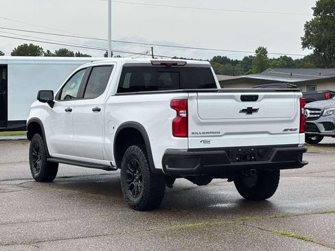 Used 2025 Chevrolet Silverado 1500 ZR2 w/ Technology Package AWD/4WD image 2