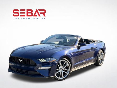Used 2018 Ford Mustang Premium w/ Equipment Group 201A RWD image 3