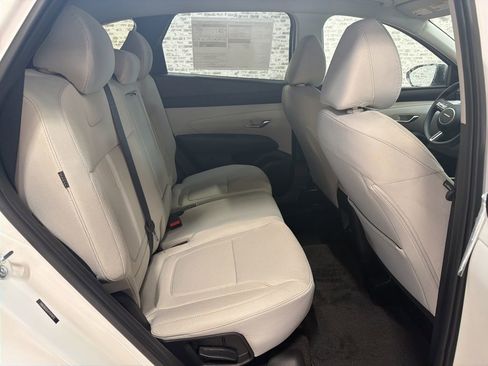 New 2026 Hyundai Tucson SEL FWD image 12