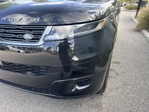 Certified 2025 Land Rover Range Rover Sport AWD/4WD image 9