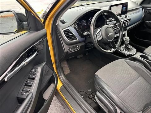 Used 2023 Kia Seltos Nightfall Edition AWD/4WD image 14