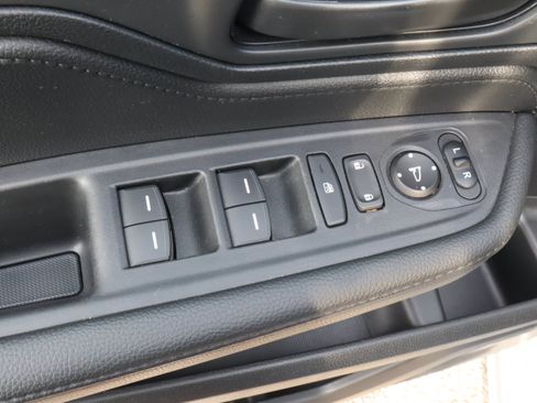 Used 2025 Honda Odyssey Sport-L image 14