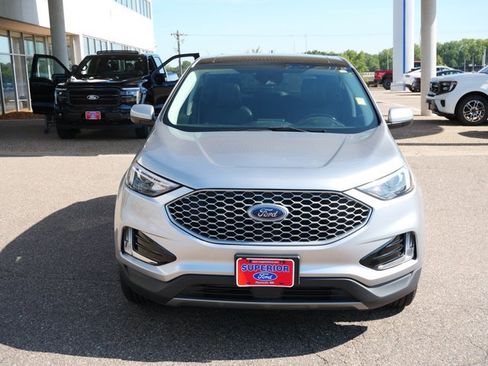 Certified 2023 Ford Edge SEL w/ Convenience Package AWD/4WD image 2