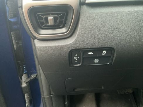 Used 2022 Kia Sorento EX w/ Panoramic Sunroof Package image 18