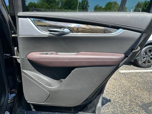 Used 2021 Cadillac XT6 Premium Luxury AWD/4WD image 30