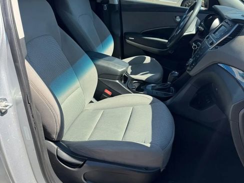 Used 2018 Hyundai Santa Fe Sport FWD image 11