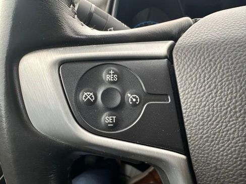 Used 2017 GMC Canyon SLE image 18