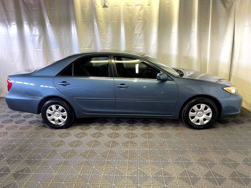 Used 2002 Toyota Camry LE image 7