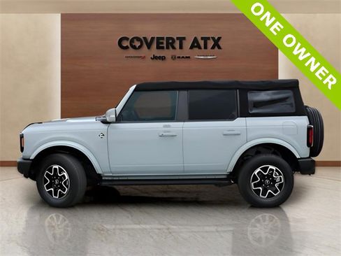 Used 2023 Ford Bronco Outer Banks image 2
