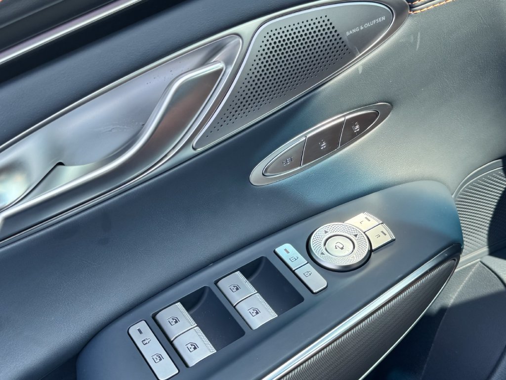 Used 2026 Genesis GV70 3.5T Sport Advanced AWD/4WD image 30