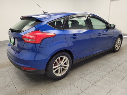 Used 2018 Ford Focus SE w/ Cold Weather Package FWD image 9