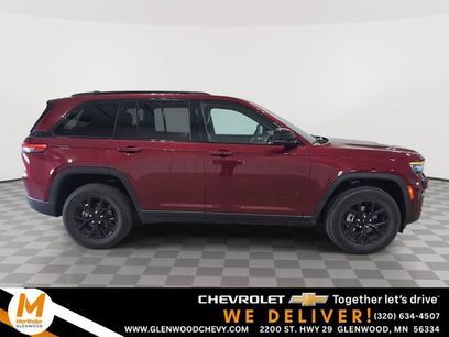 Used 2025 Jeep Grand Cherokee Altitude