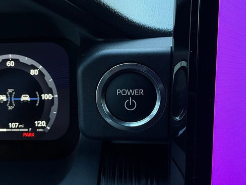 New 2025 Toyota 4Runner 4WD image 34