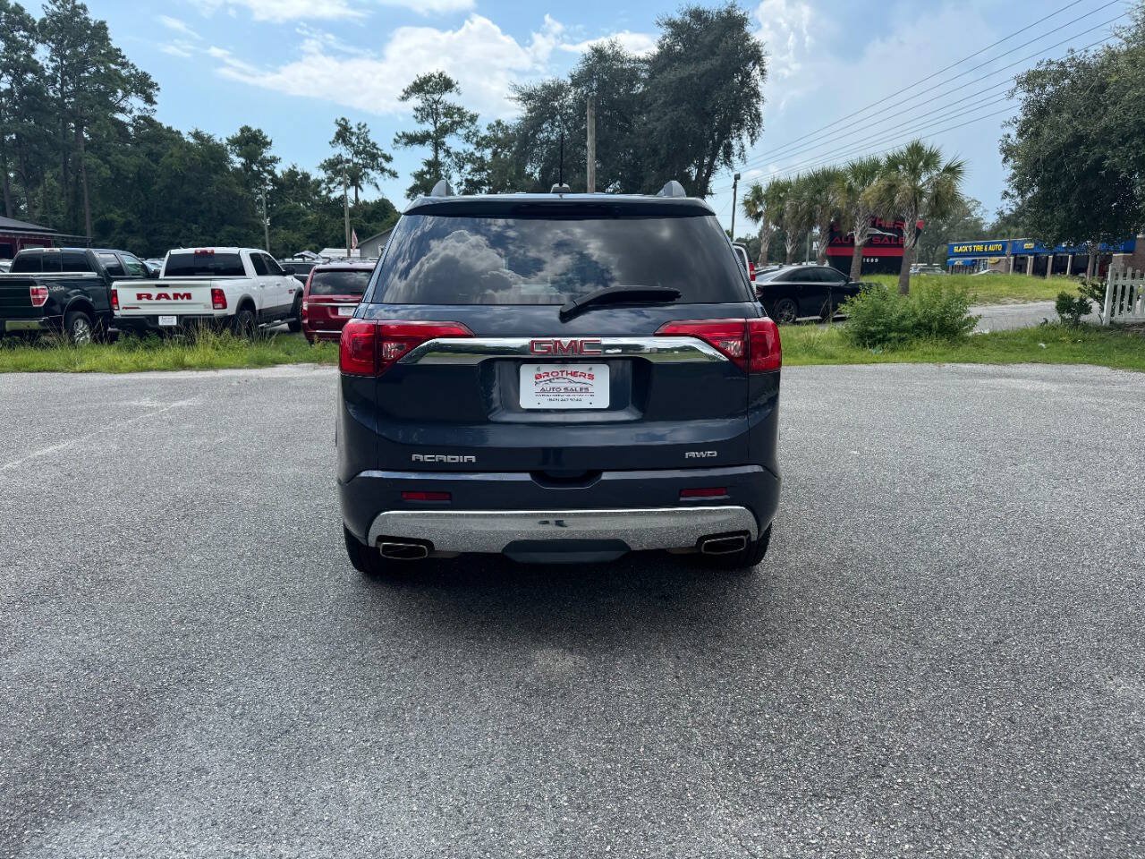Used 2018 GMC Acadia Denali w/ Technology Package AWD/4WD image 34