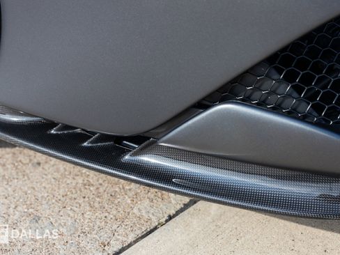 Used 2025 Ferrari SF90 Spider image 23