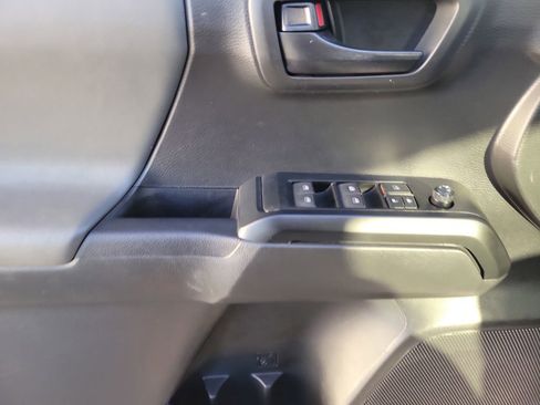 Used 2023 Toyota Tacoma SR5 image 15