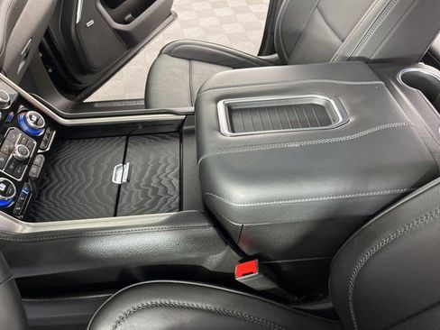 Used 2023 GMC Yukon Denali w/ Max Trailering Package AWD/4WD image 24