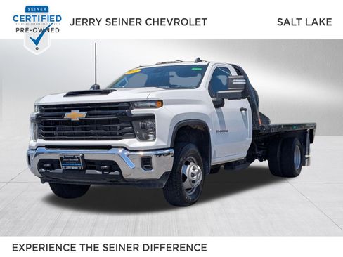 Used 2025 Chevrolet Silverado 3500 W/T w/ WT Convenience Package AWD/4WD image 1