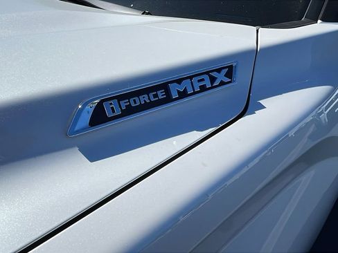 New 2026 Toyota Tundra Limited image 10