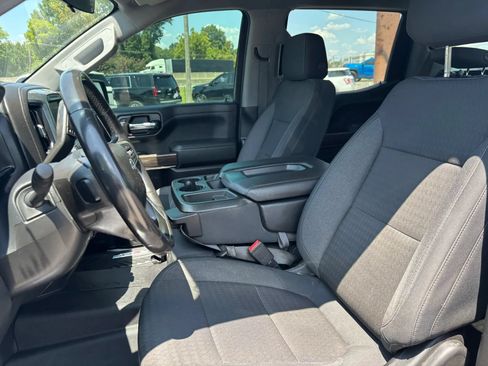 Used 2020 Chevrolet Silverado 1500 LT Trail Boss w/ Bed Protection Package AWD/4WD image 12