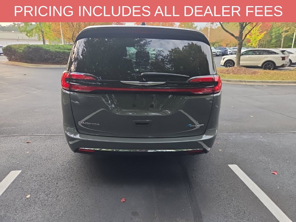 Used 2022 Chrysler Pacifica Touring-L FWD image 15