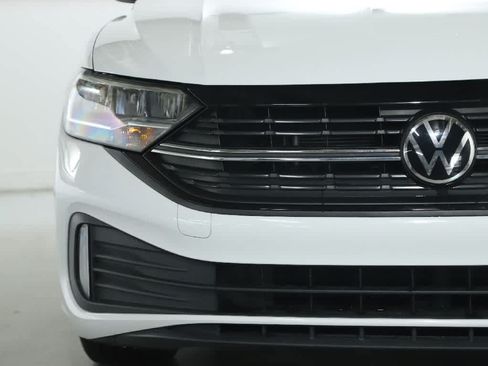 Certified 2024 Volkswagen Jetta Sport FWD image 6