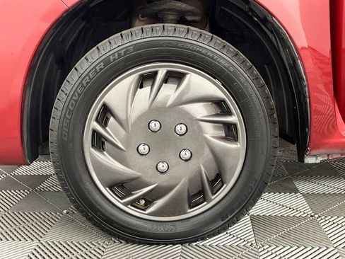 Used 2015 Nissan NV200 SV w/ Exterior Appearance Package image 18