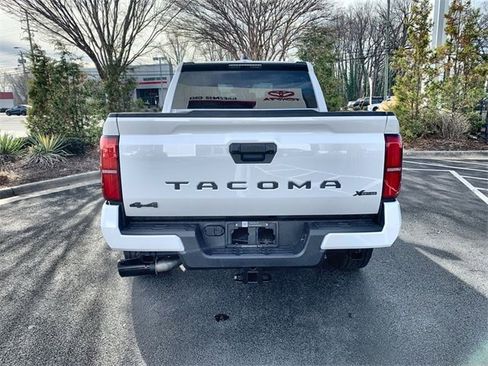 New 2025 Toyota Tacoma SR5 image 7
