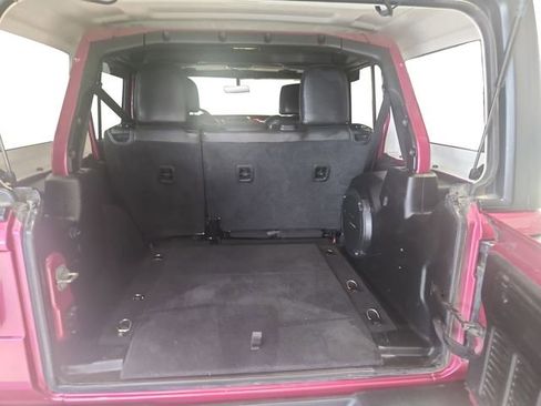 Used 2021 Jeep Wrangler Unlimited Sport image 18